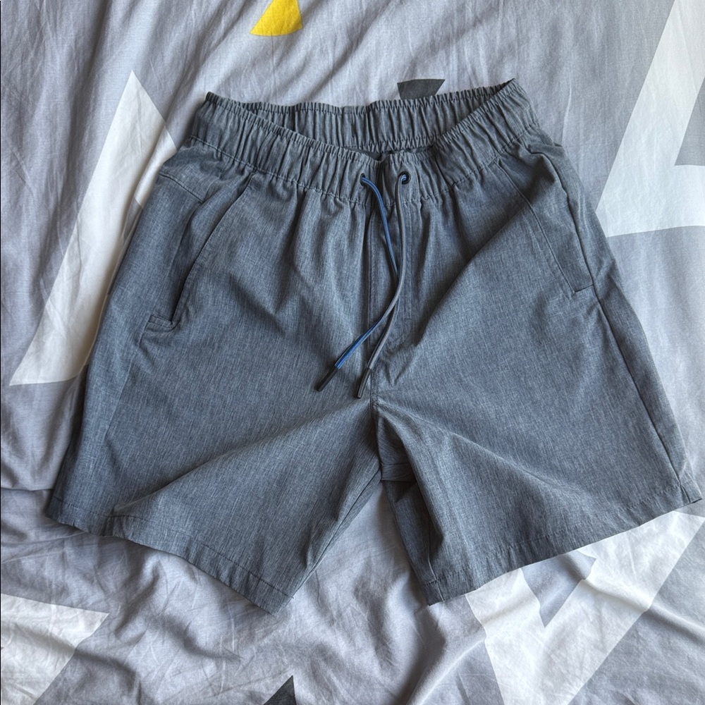 Eddie Bauer Men's Athletic Gray Shorts